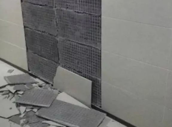 桐城瓷砖空鼓维修公司分享下桐城墙砖松动维修的知识